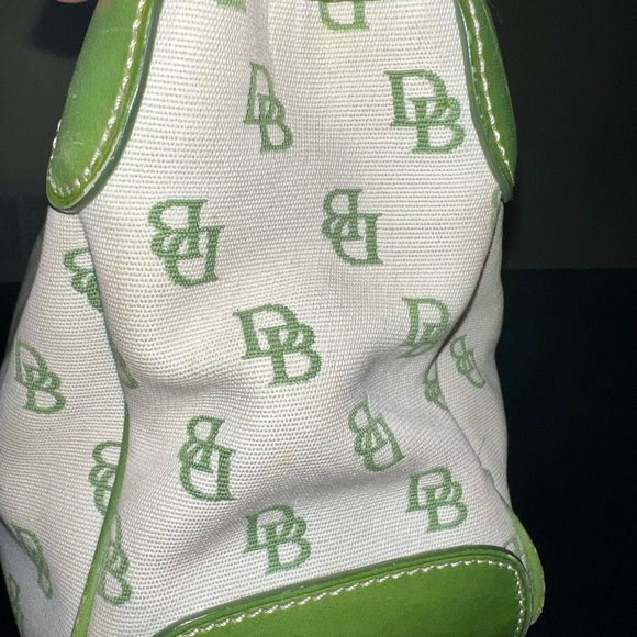 RARE Vintage Dooney & Bourke, D&B, cream & green Satchel handbag w/leather trim - Picture 9 of 14